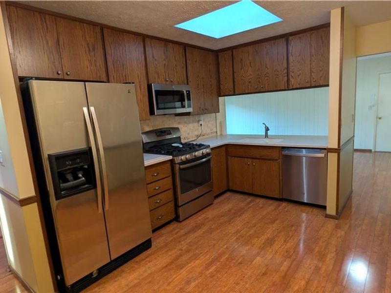 4842 Red Pine Way , North Ridgeville, OH 44039 Photo 6