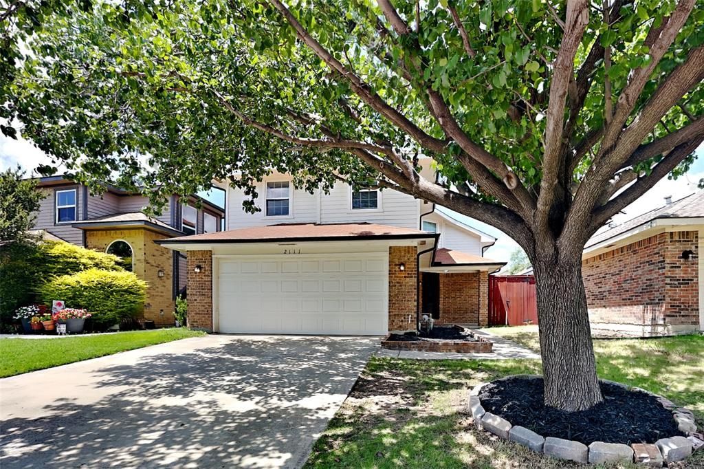 2111 Holly Hill Lane, Carrollton, TX 75007 Main Photo