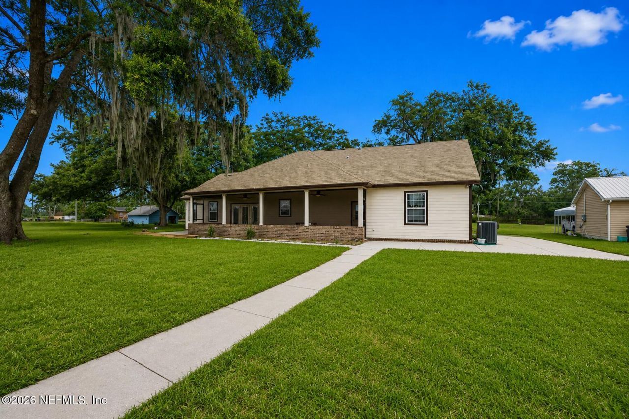 105 Sunny Ln Br, Pomona Park, FL 32181 Photo