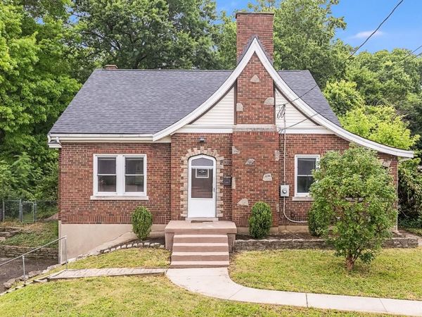 437 Samoht Ridge Road, Delhi Twp, OH 45238