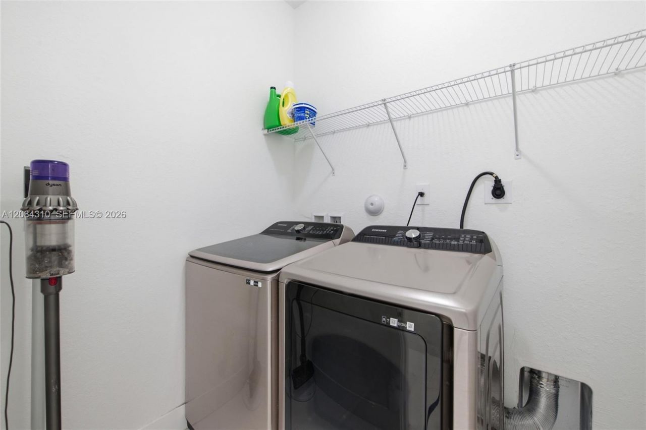 13630 SW 158th Ave, Miami, FL 33196 Photo