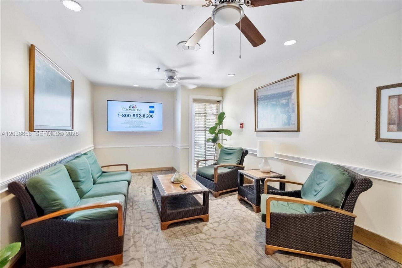 1000 Quayside Ter, Unit 411, Miami, FL 33138 Photo