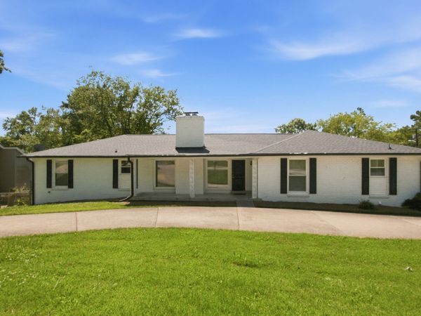 7401 Harrow Dr , Nashville, TN 37221
