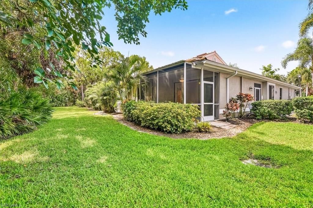 7550 Meadow Lakes Dr, Unit 4701, Naples, FL 34104 Photo