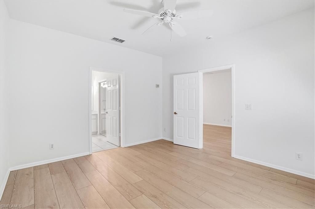 7550 Meadow Lakes Dr, Unit 4701, Naples, FL 34104 Photo