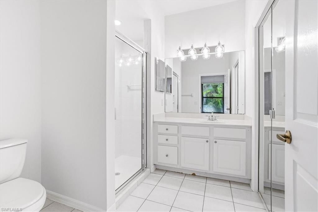 7550 Meadow Lakes Dr, Unit 4701, Naples, FL 34104 Photo