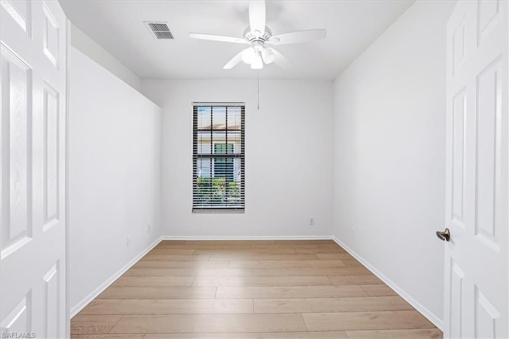 7550 Meadow Lakes Dr, Unit 4701, Naples, FL 34104 Photo