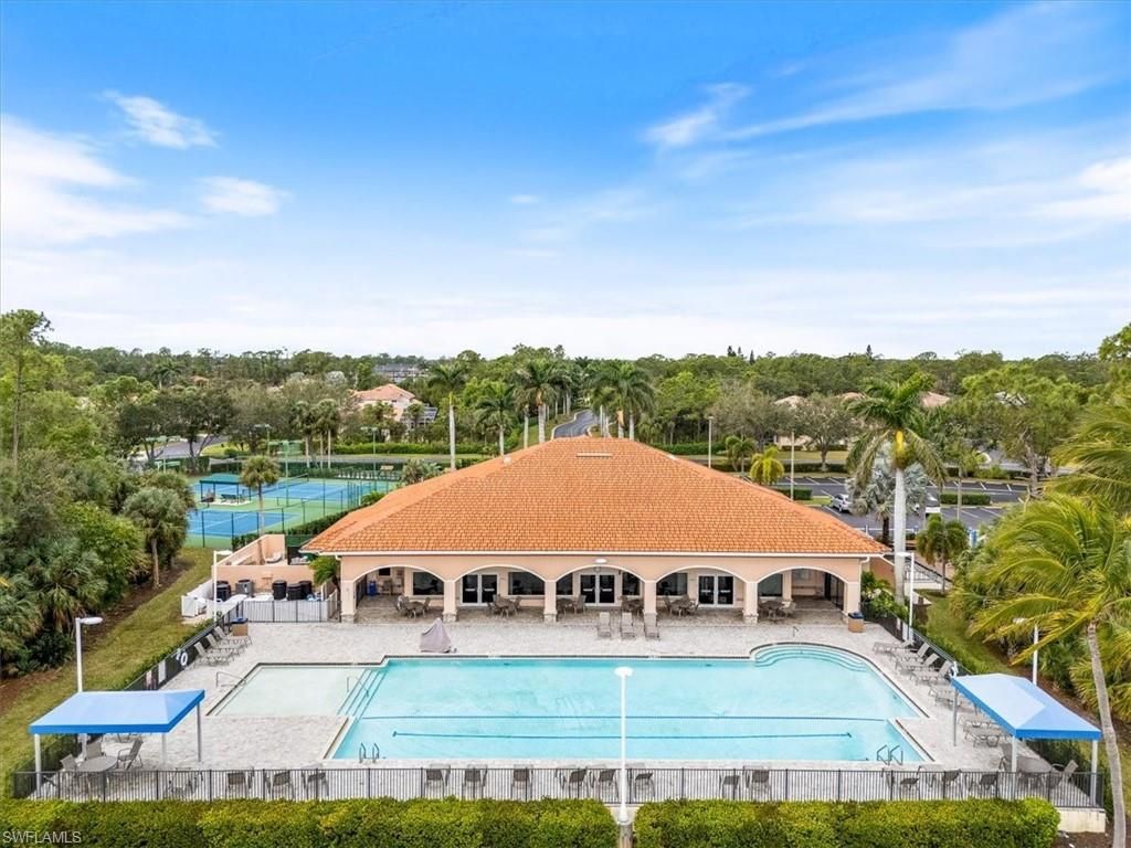 7550 Meadow Lakes Dr, Unit 4701, Naples, FL 34104 Photo
