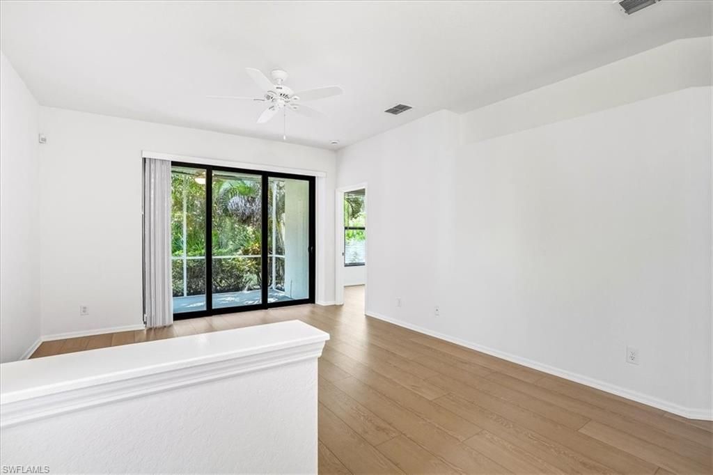 7550 Meadow Lakes Dr, Unit 4701, Naples, FL 34104 Photo