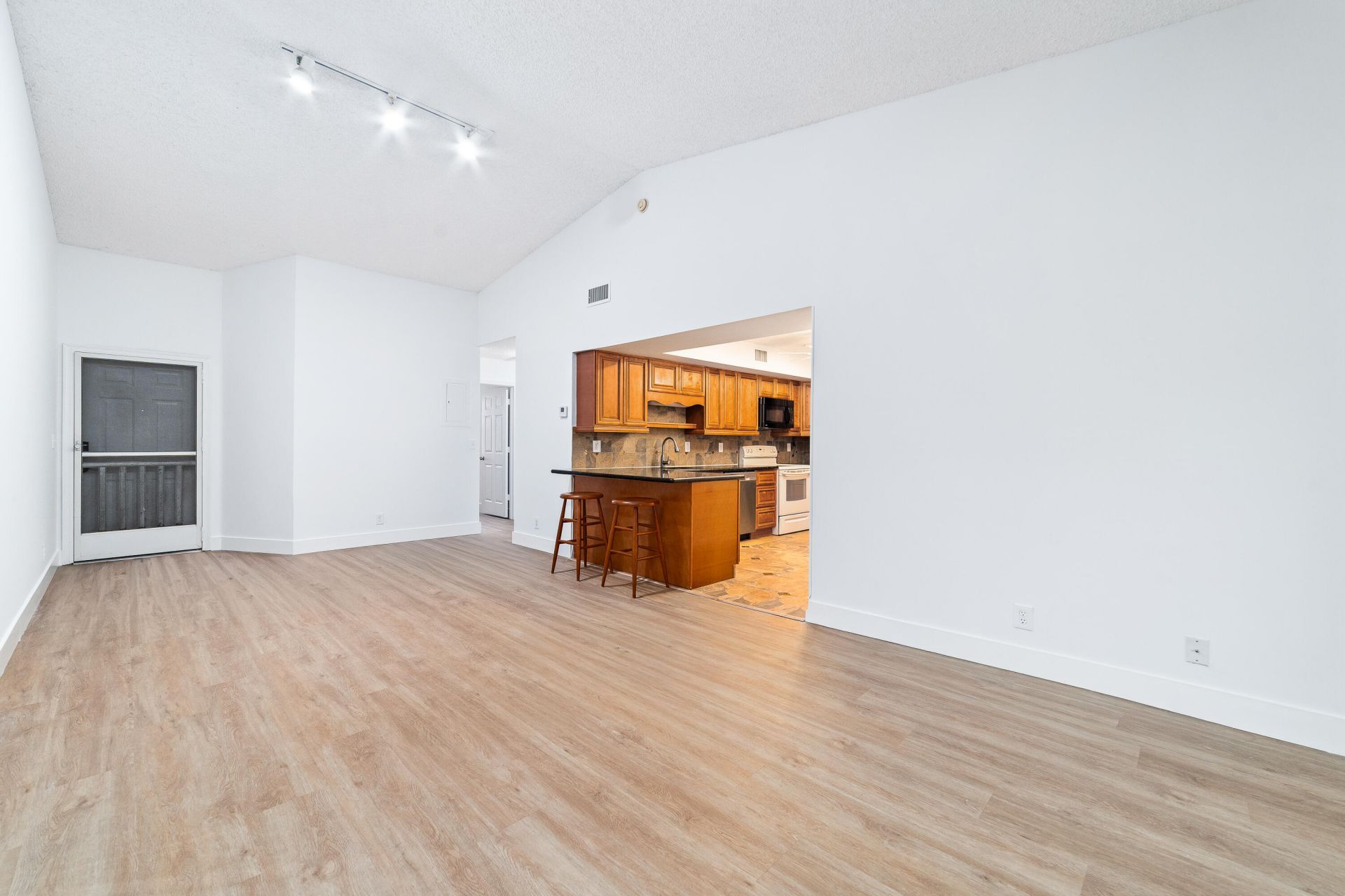 3151 Leewood Terrace, Unit L228, Boca Raton, FL 33431 Photo