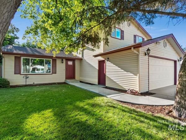 2330 S Quicksilver St, Boise, ID 83705