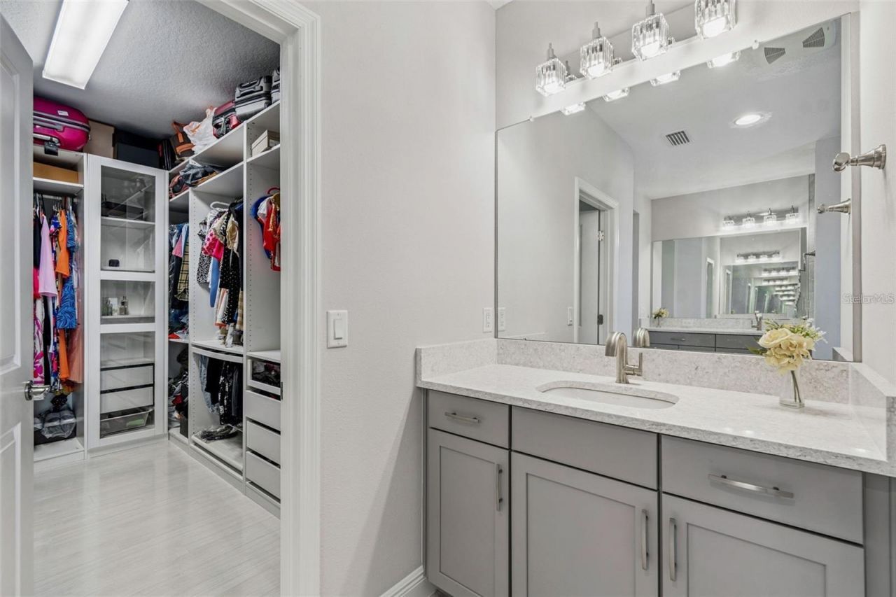 10863 Rustic Timber Loop, San Antonio, FL 33576 Photo