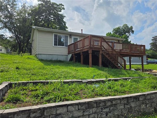 1421 S 6th Street, Atchison, KS 66002