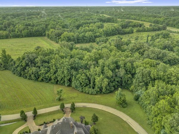 272 N MONTEREY FARMS CV, Unincorporated, TN 38017