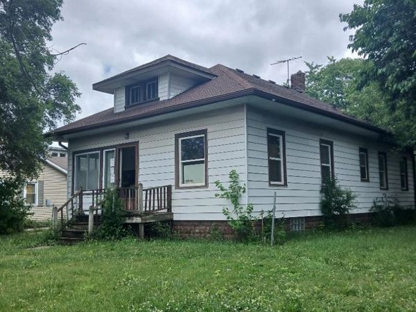 3327 Commercial Avenue , South Chicago Heights, IL 60411