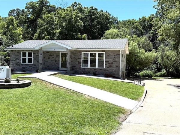 535 Elm Street , Hillsboro, MO 63050
