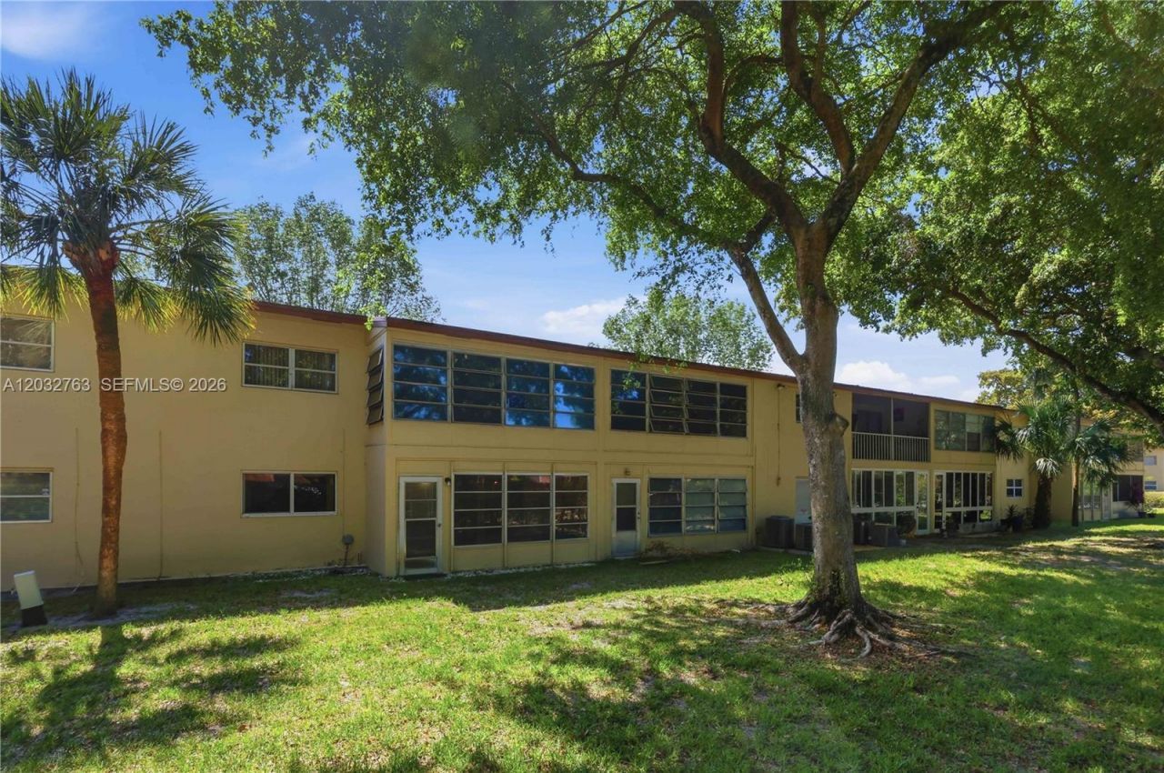 251 NW 76th Ave, Unit 106, Margate, FL 33063 Photo