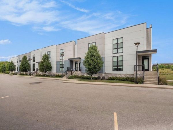 6028 Port View Drive SE, Grand Rapids, MI 49512