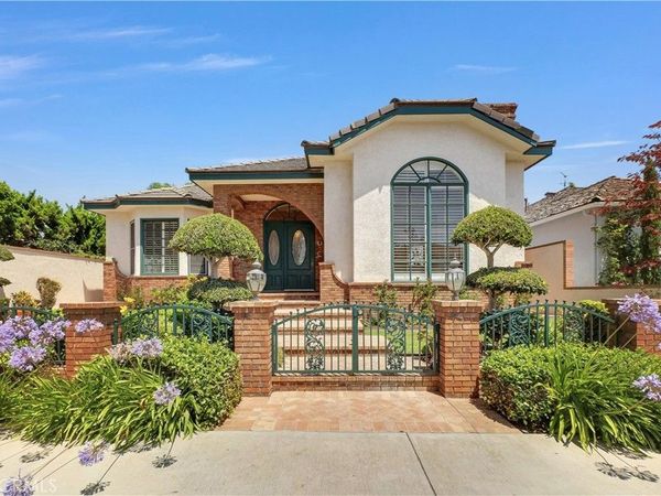 236 Belmont , Long Beach, CA 90803