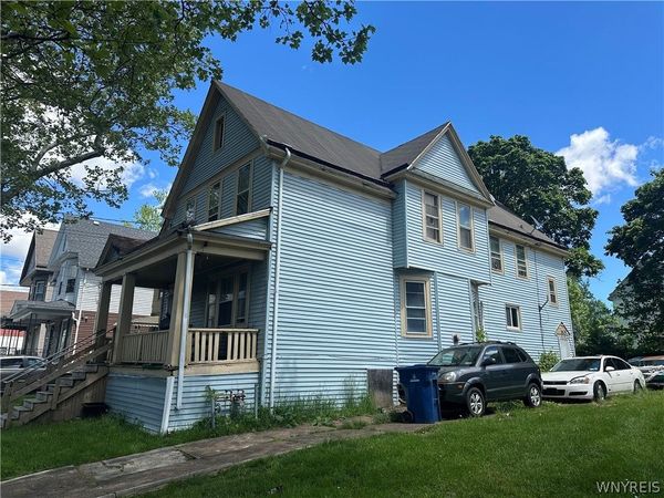 27 Moselle Street, Buffalo, NY 14211