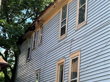 27 Moselle Street , Buffalo, NY 14211