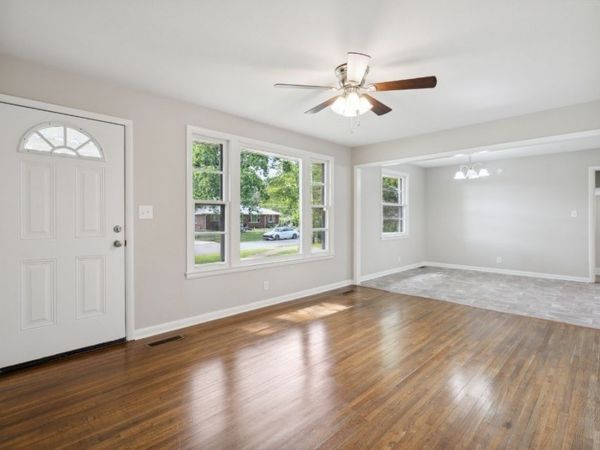 30 Dalewood Dr , Clarksville, TN 37042