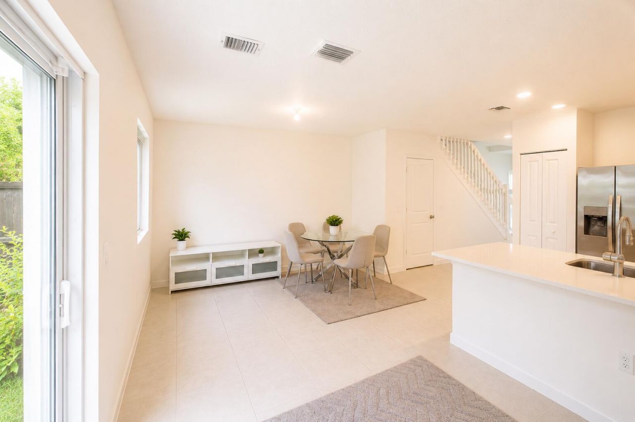 5085 SW 37th Street, West Park, FL 33023 Photo