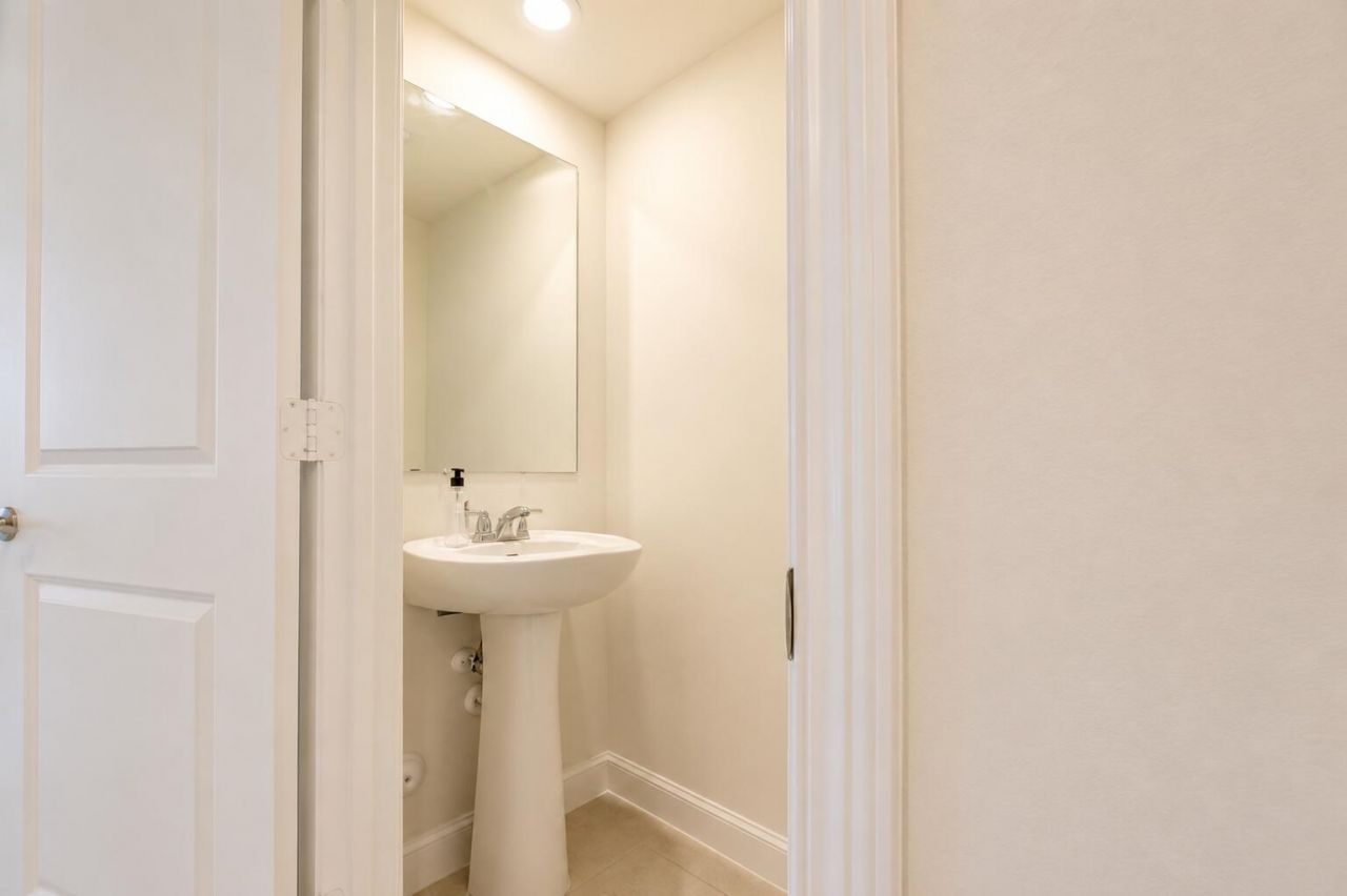 5085 SW 37th Street, West Park, FL 33023 Photo