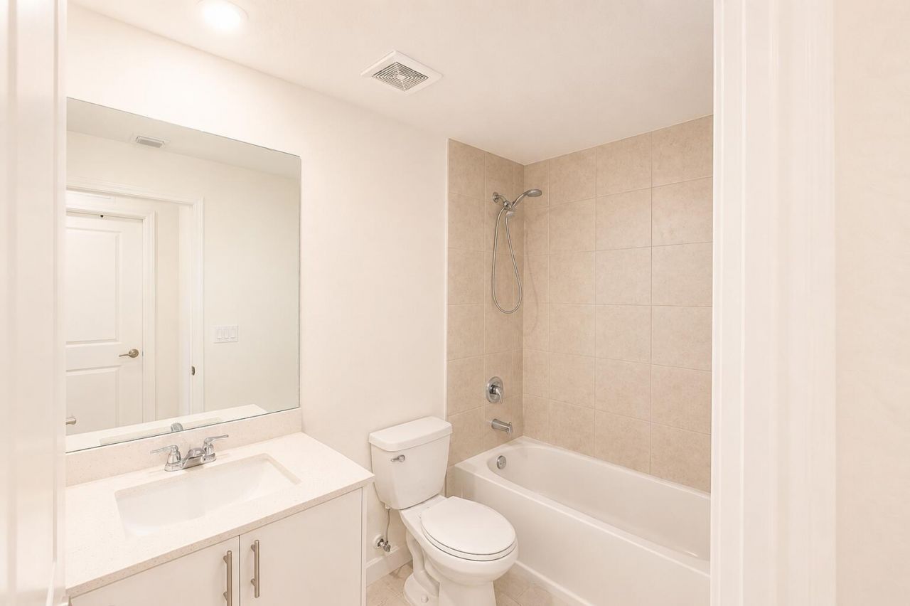 5085 SW 37th Street, West Park, FL 33023 Photo