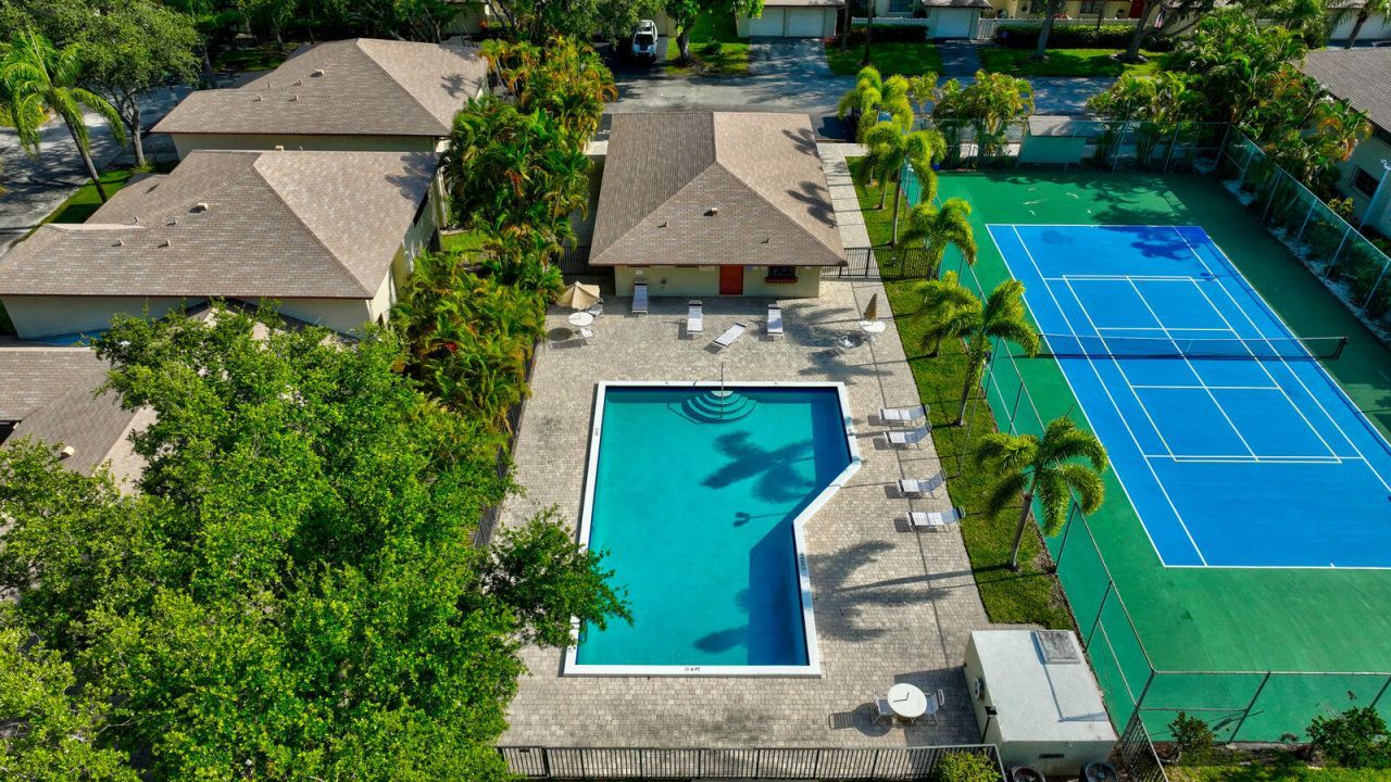 3951 NE 19th Road, Unit 1701, Pompano Beach, FL 33064 Photo