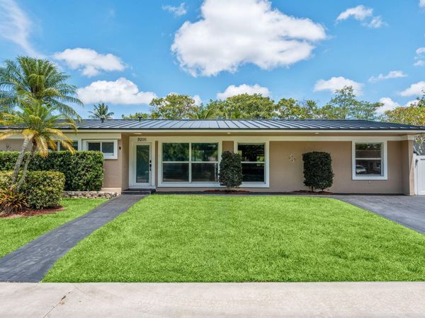 9200 SW 51st Place, Cooper City, FL 33328