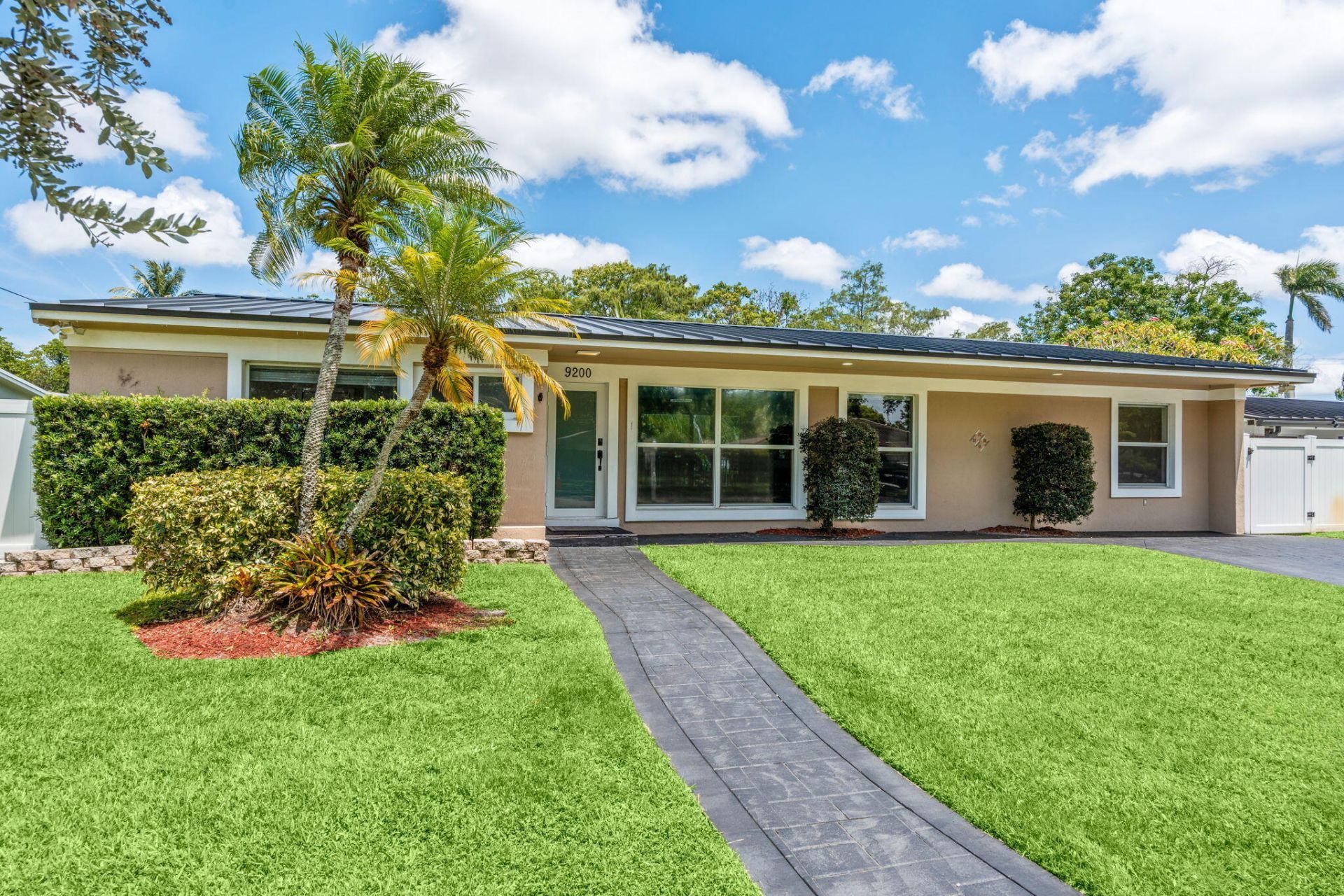 9200 SW 51st Place, Cooper City, FL 33328 Photo