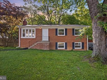 13907 LYNHURST DRIVE , WOODBRIDGE, VA 22193
