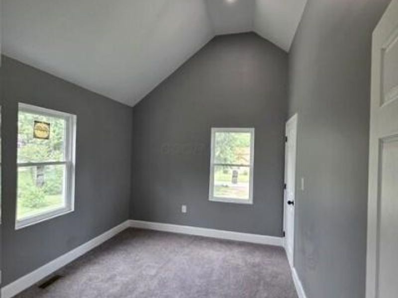 428 Schaum Avenue , Zanesville, OH 43701 Photo 9