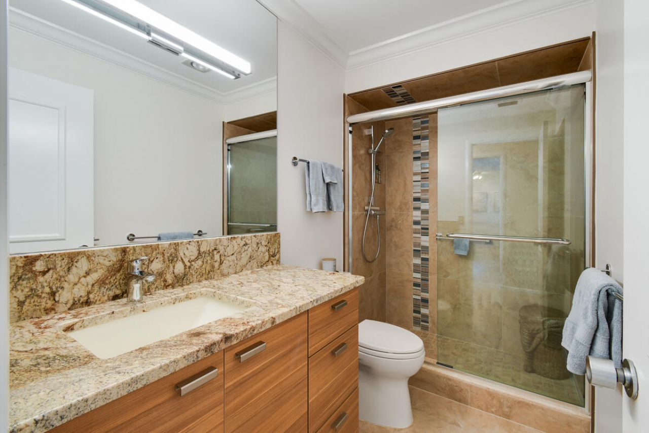 2570 NW Seagrass Drive, Unit 3a, Palm City, FL 34990 Photo