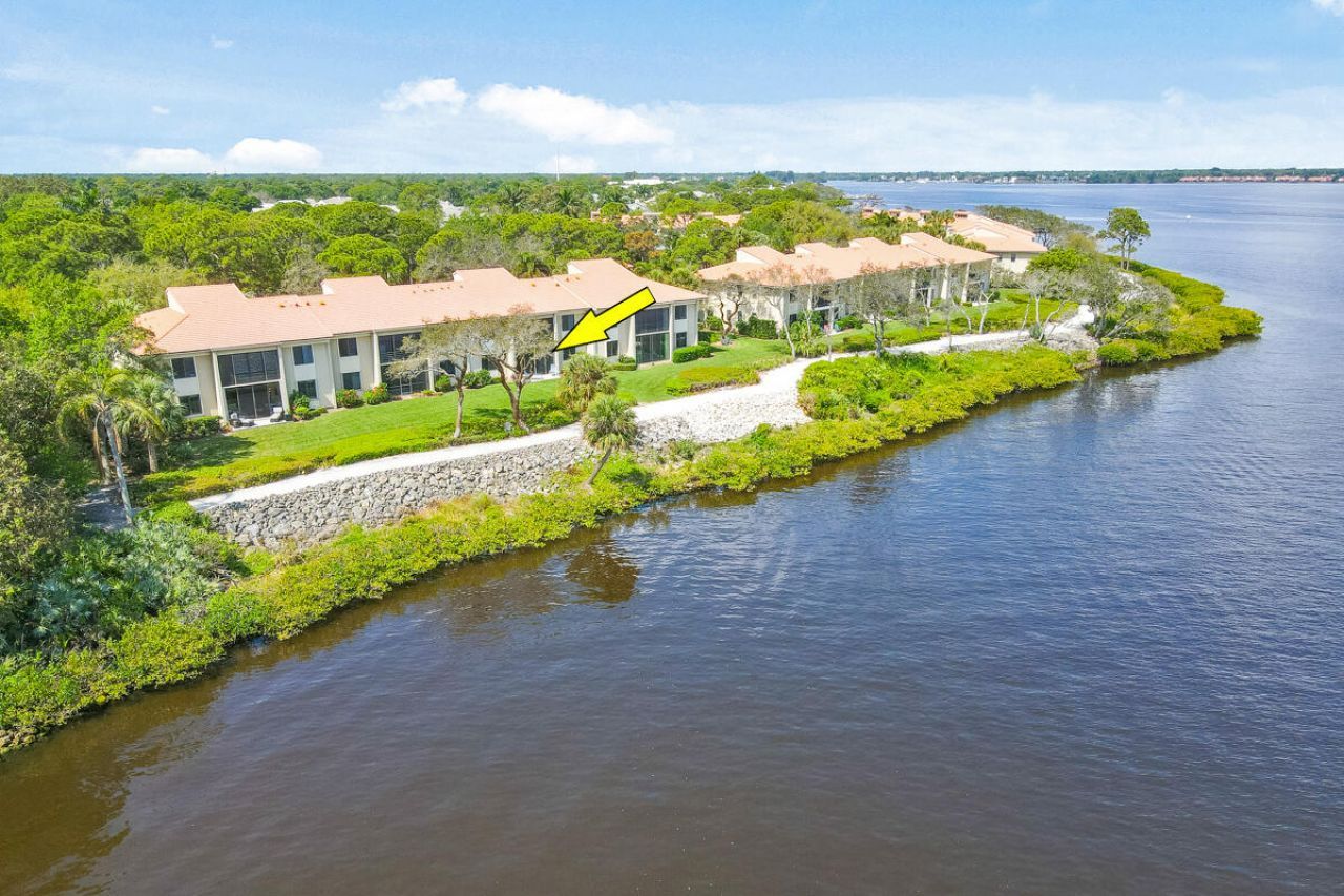 2570 NW Seagrass Drive, Unit 3a, Palm City, FL 34990 Photo