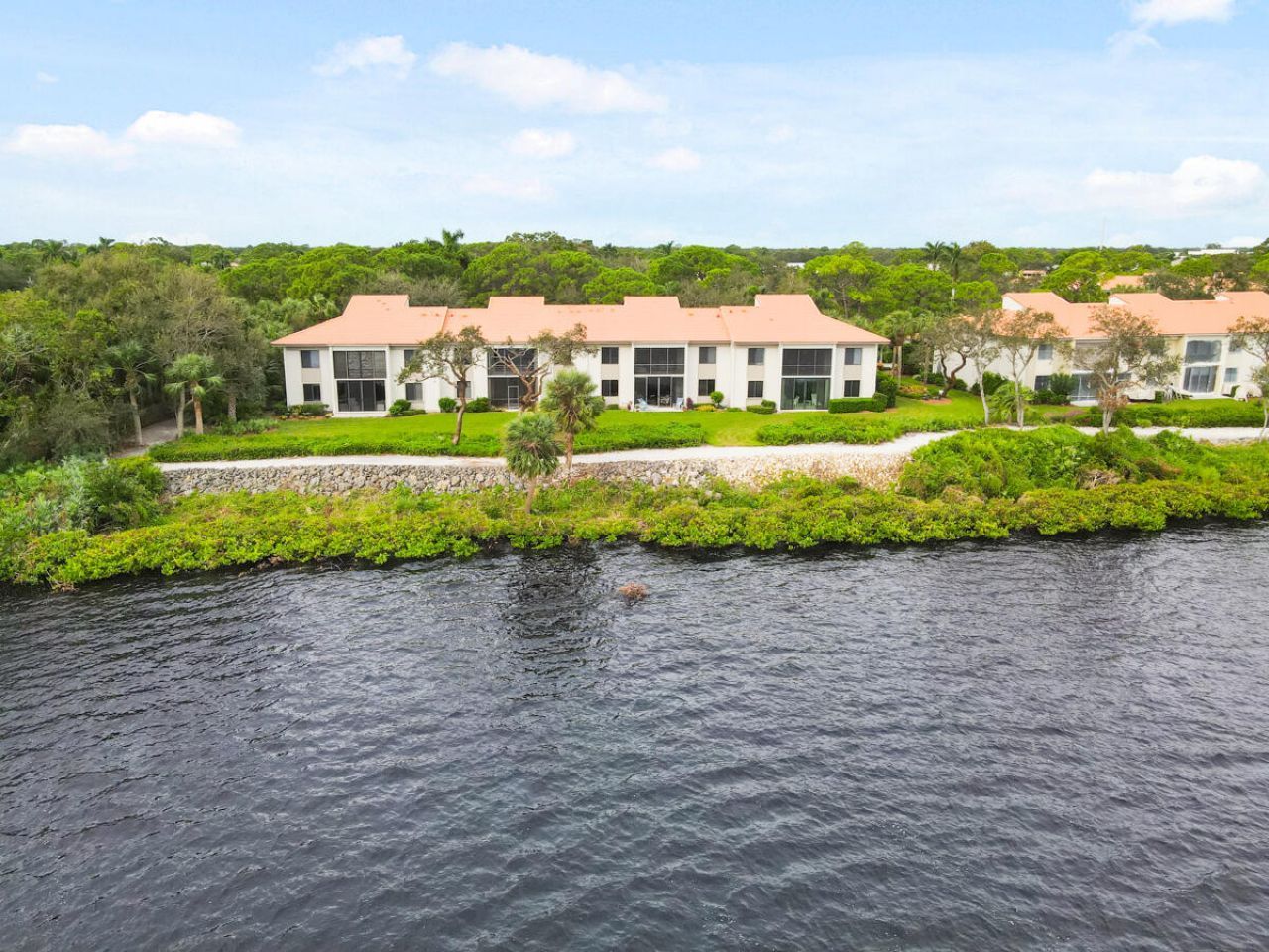 2570 NW Seagrass Drive, Unit 3a, Palm City, FL 34990 Photo
