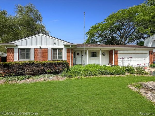 21 Edison Avenue, Ypsilanti Twp, MI 48197