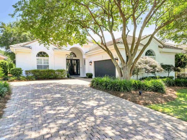 4328 Carriage Ln, Destin, FL 32541