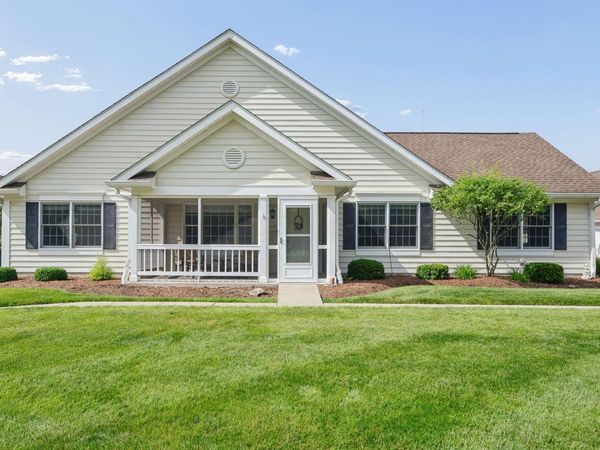 6667 Henschen Circle, Westerville, OH 43082