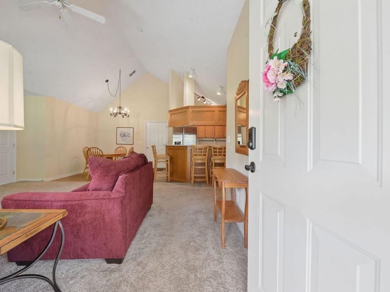 6667 Henschen Circle, Westerville, OH 43082 Photo 6