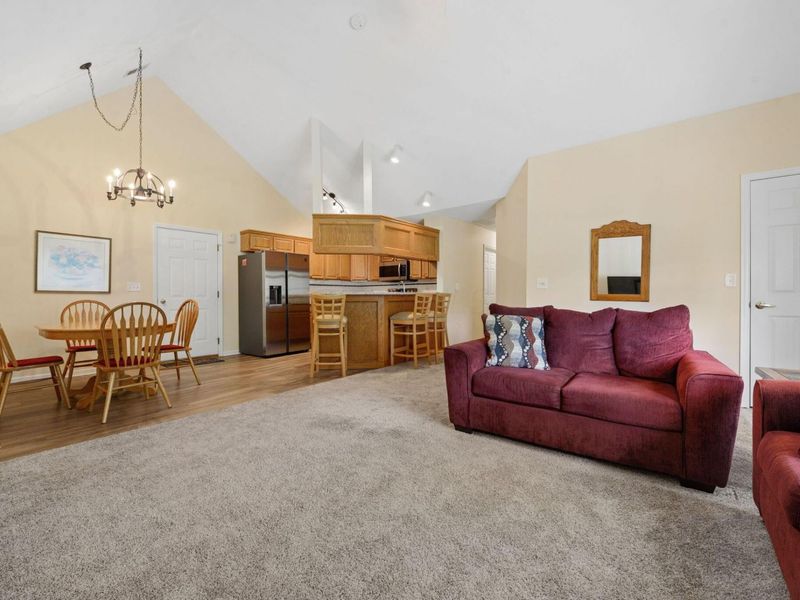 6667 Henschen Circle, Westerville, OH 43082 Photo 9