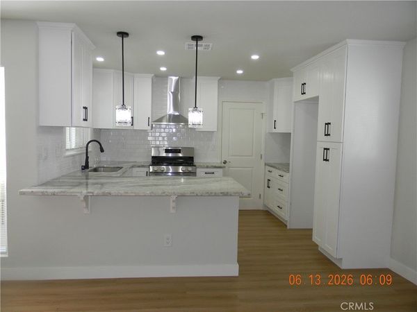 9671 Geyser Avenue, Northridge, CA 91324