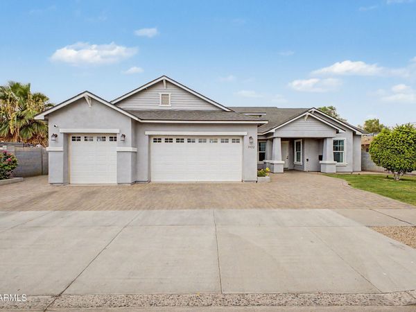 3922 N 13TH Place, Phoenix, AZ 85014