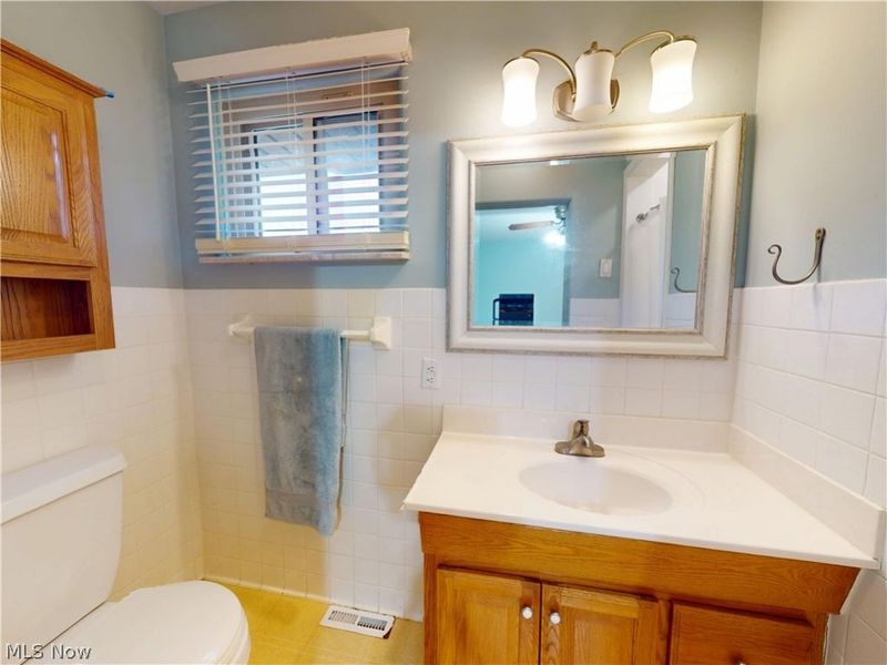 2068 Green Road, Madison, OH 44057 Photo 26