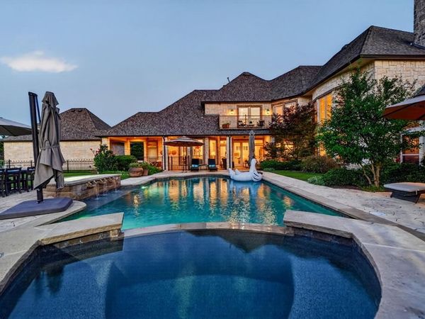1729 Bison Meadow Lane, Heath, TX 75032