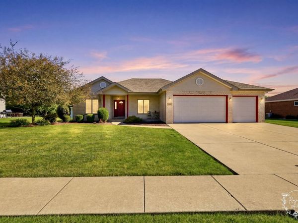 613 The Hague Road, Peotone, IL 60468