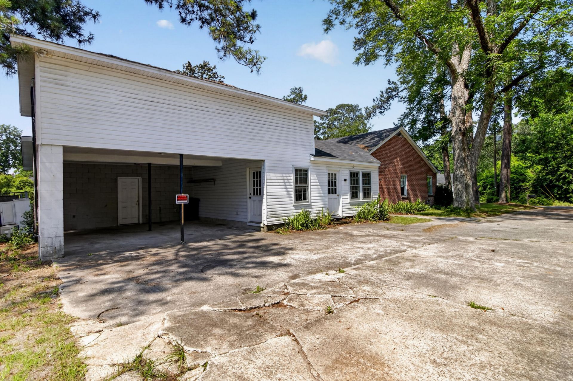 502 May Street Photo 6