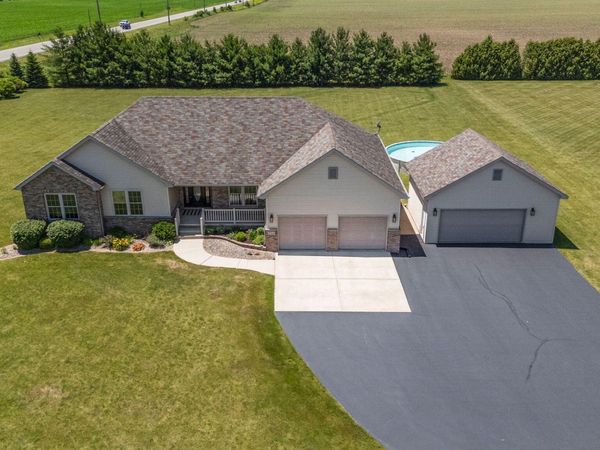 798 S 400 W, Hebron, IN 46341