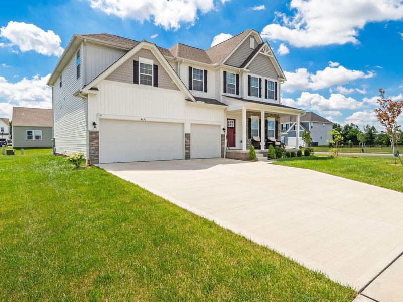4426 Honey Palm Drive, Grove City, OH 43123 Photo 2
